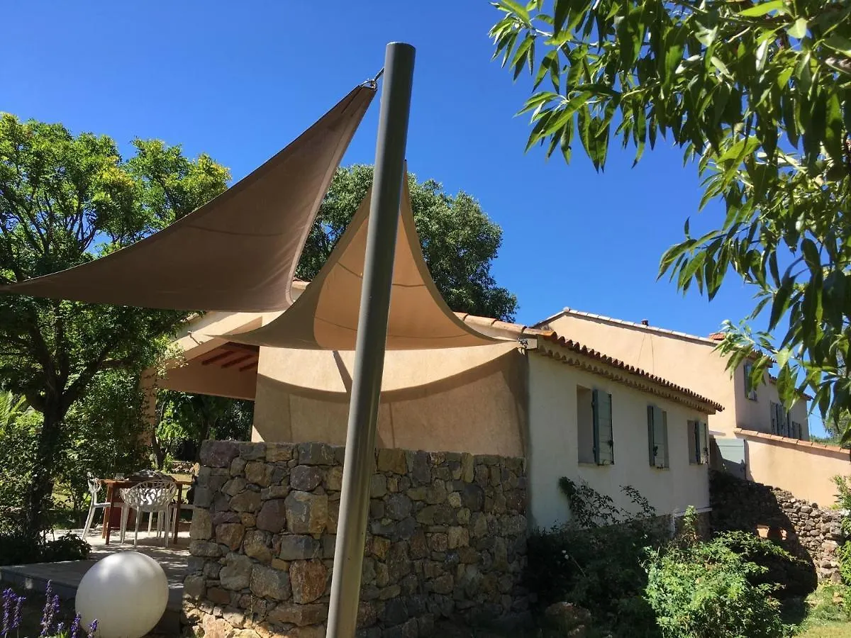 ***  Bed and Breakfast Bastide Sainte Trinide Sanary-sur-Mer Francia