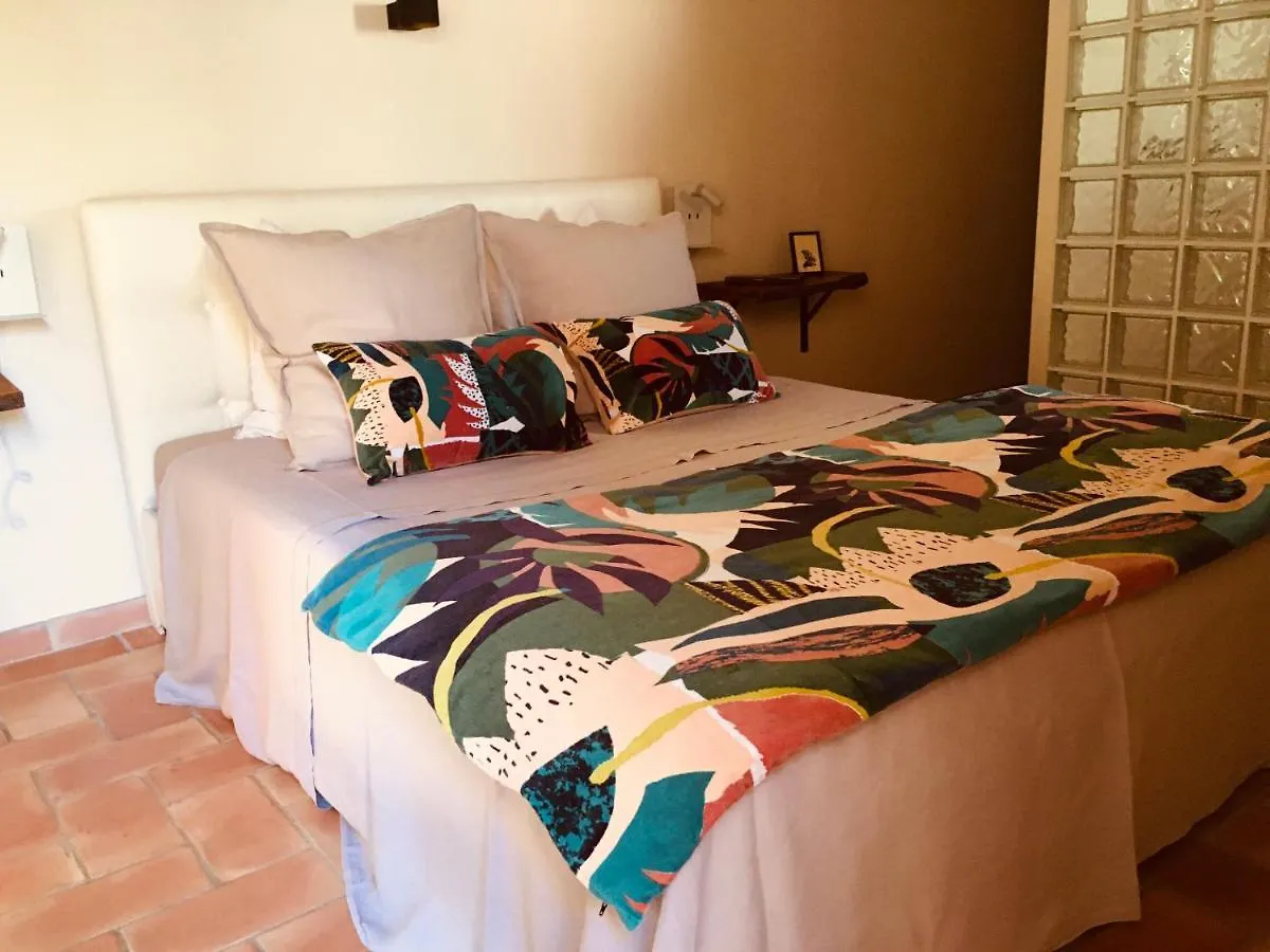 *** Couette-café Bed and Breakfast Bastide Sainte Trinide à Sanary-sur-Mer France