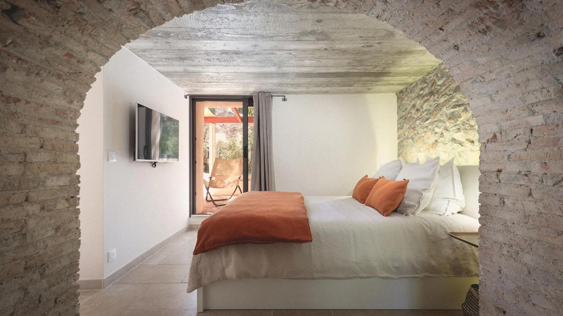 Bed and Breakfast Bastide Sainte Trinide à Sanary-sur-Mer 3*,  France